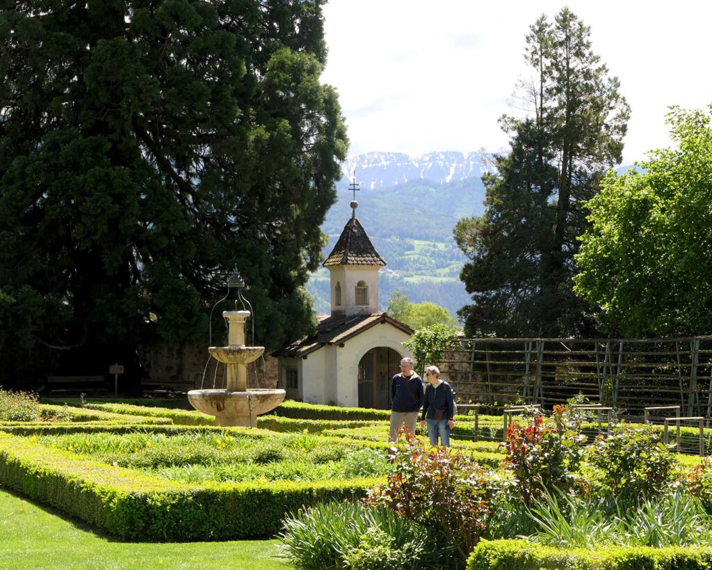 Bewundernswerte Barockanlage eines Klostergartens.